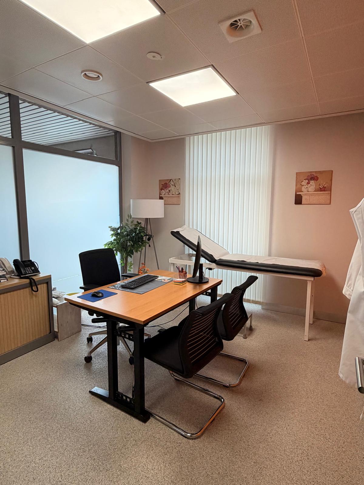 Cabinet - Eseal Médical & Wellness photo 3