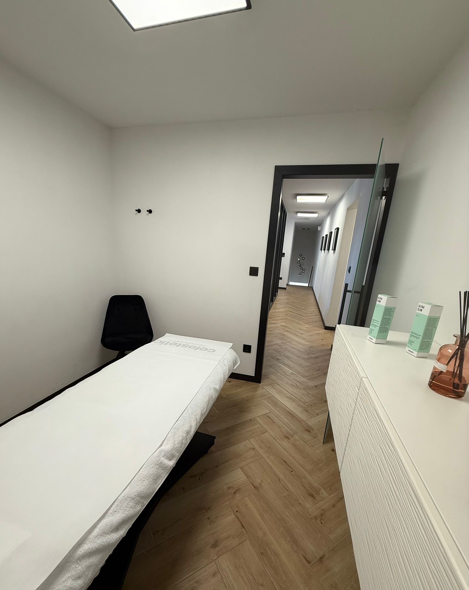 Cabinet - Care Clinic photo 2